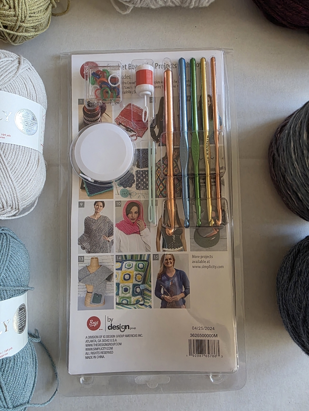 Boye “I Taught Myself to Crochet” Starter Kit NWT + Mixed Yarn Bundle Lot DIY - Picture 8 of 9